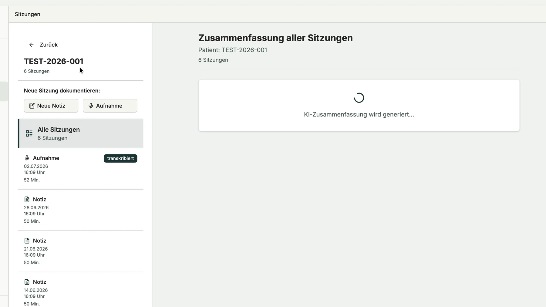 Sitzungsübersicht in Psymira während der Verarbeitung: eine dokumentierte Sitzung wird transkribiert, der Verarbeitungsstand ist je Sitzung sichtbar.